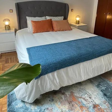 Cozy Large In Minde, Fatima