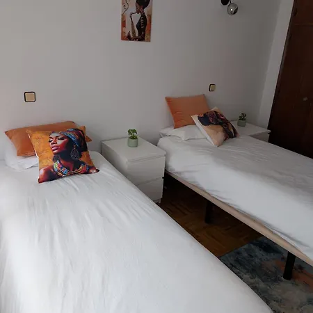 Проживание в семье Cozy Large In Minde, Fatima