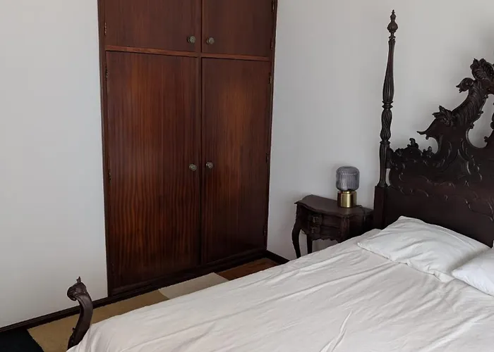 Cozy Large In Minde, Fatima * Minde