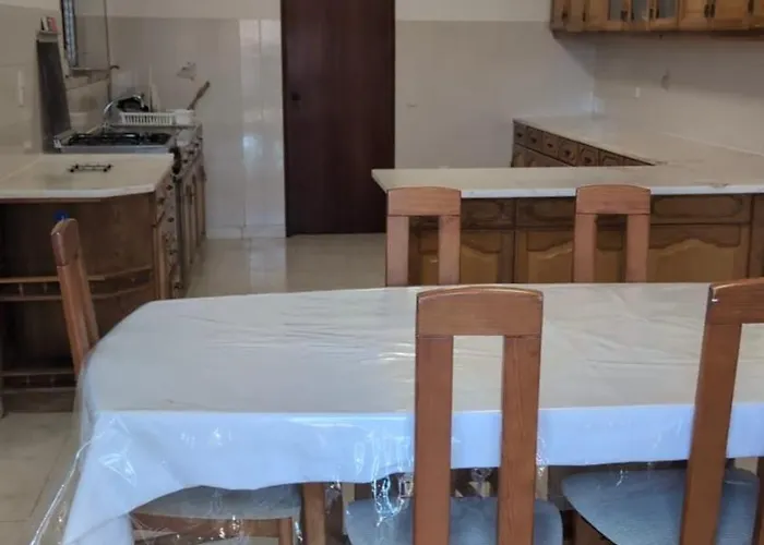 Quarto em Acomodações Particulares Cozy Large In Minde, Fatima Minde